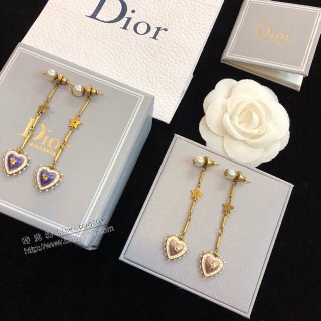 Dior飾品 迪奧經典熱銷款蜜蜂CD桃心愛心耳釘耳環  zgd1437